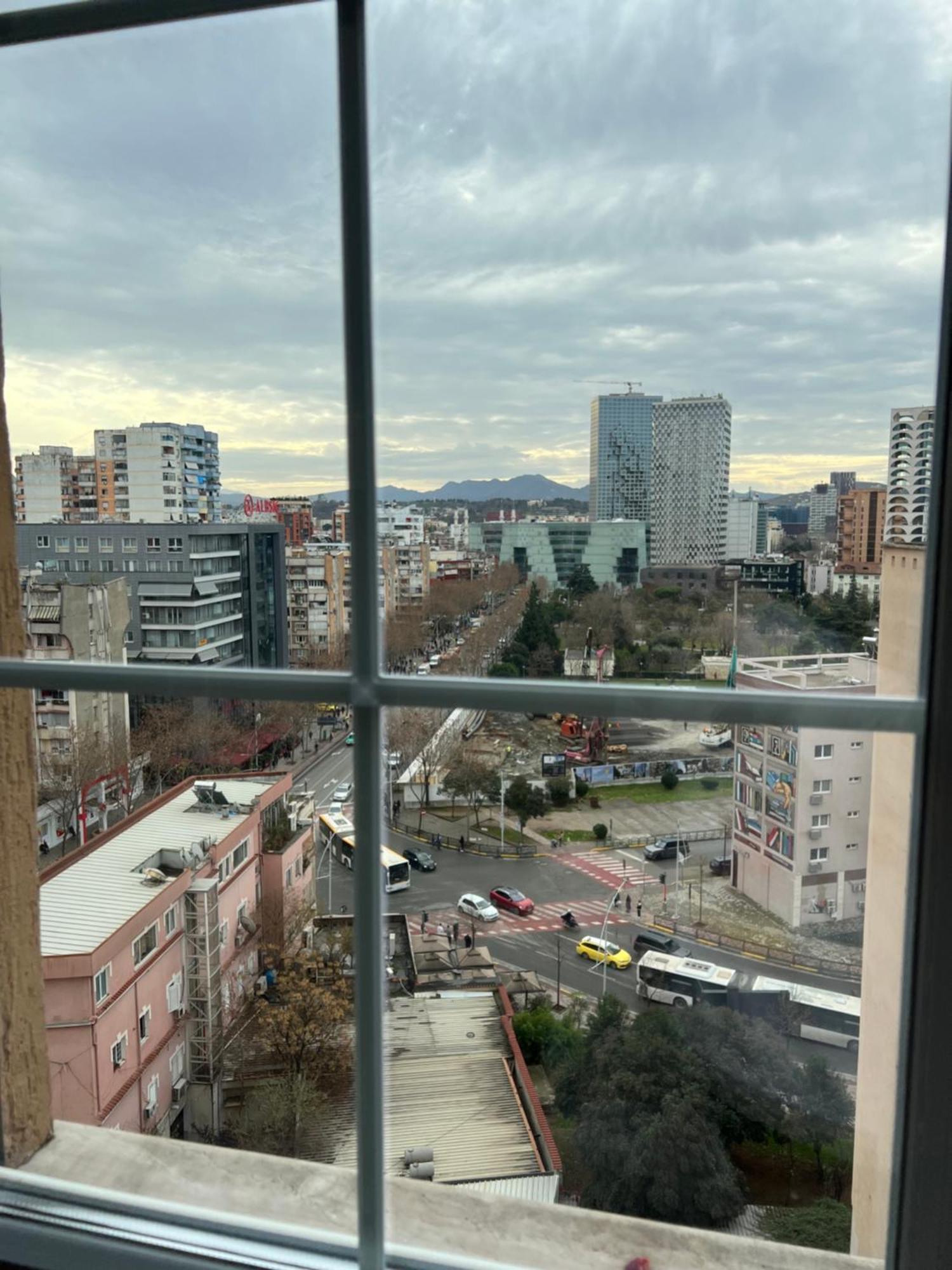 Tirana Gallery Apartment - City Center View Exterior foto
