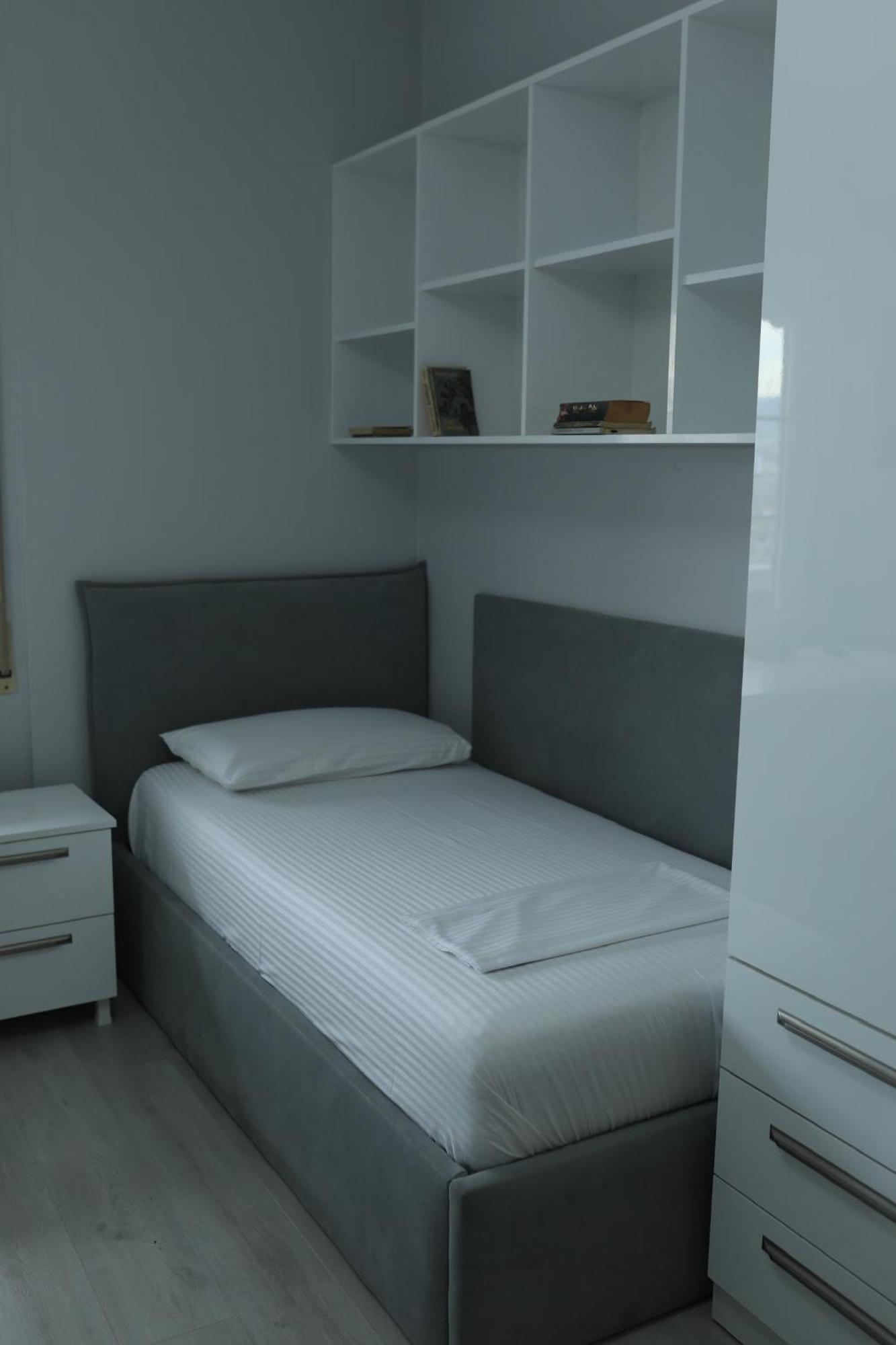 Tirana Gallery Apartment - City Center View Exterior foto